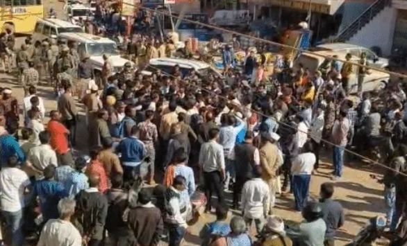 Balrampur SDM accused of assault, villager's death sparks outrage – FIR against officials, tension in the area