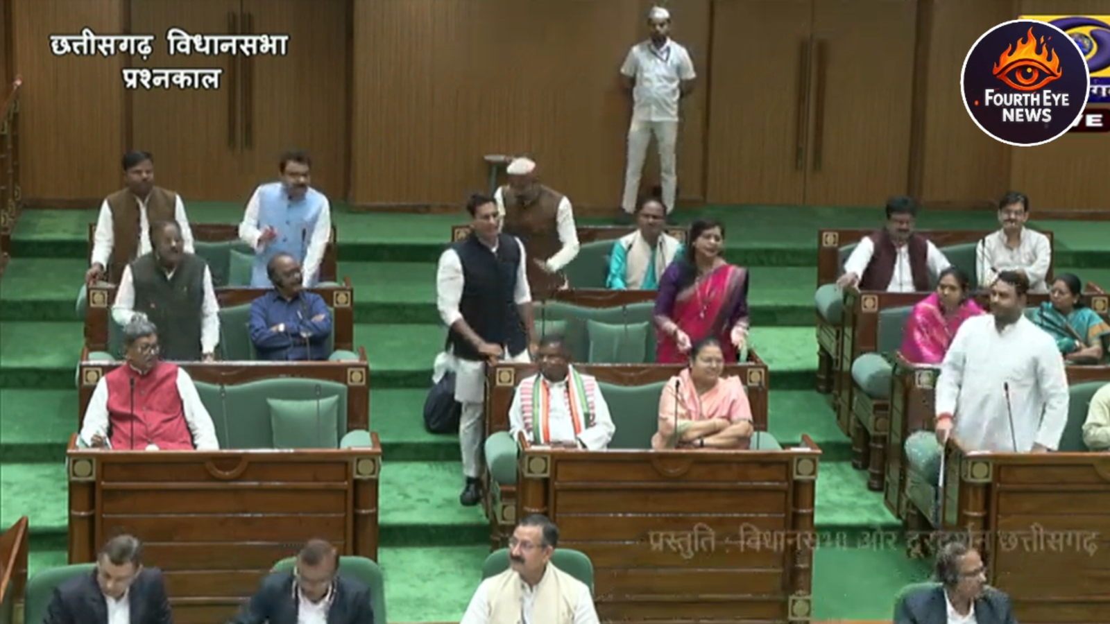 The Chhattisgarh Assembly's budget session is a heated one, with heated debates over prison overcrowding, cyber fraud, and college irregularities.