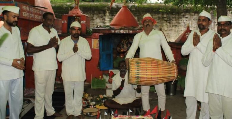 Navratri celebrations in prisons raise questions about outside politics, with 2,397 prisoners observing fasts.