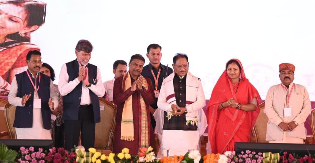 Mahatari Vandan Yojana has become the strength of women, a new story of self-reliance through financial help