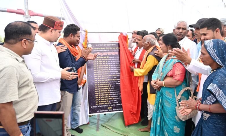 The expansion of Bhoramdev Sakri feeder canal will provide major irrigation relief to farmers of 6 villages.