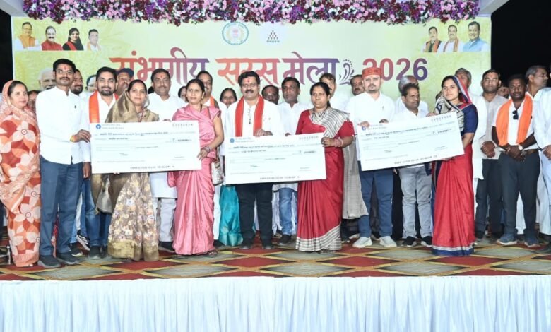 Women groups gain economic strength at the Saras Mela in Kawardha, self-employment will increase with the help of Rs 11.43 crore.