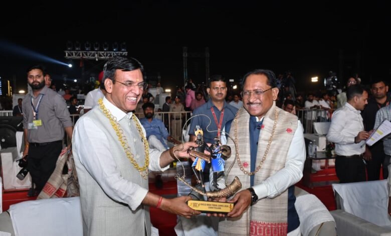 छत्तीसगढ़ में ‘खेलो इंडिया ट्राइबल गेम्स 2026’ का आगाज़, 30 राज्यों के 2500 खिलाड़ी दिखाएंगे दम 1 Khelo India Tribal Games 2026 begins in Chhattisgarh, with 2,500 athletes from 30 states set to compete.