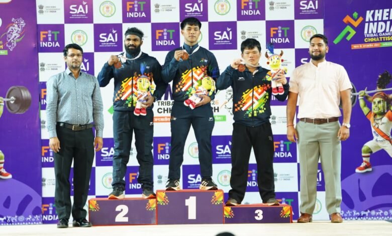 Powerful weightlifting competition in Raipur: Mizoram's Sylvan wins in the 71kg category