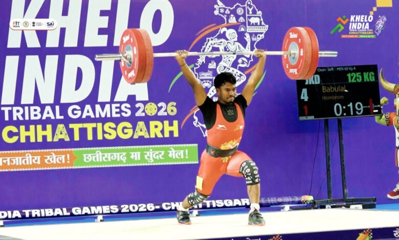 आर्थिक तंगी से उठकर नेशनल मंच तक: बाबूलाल हेम्ब्रम की मेहनत ने लिखी सफलता की नई कहानी 1 From financial hardship to the national stage: Babulal Hembram's hard work has written a new success story.