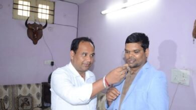 Photo of 3 बार कैंसर को दी मात, छोड़ी 3 सरकारी नौकरीयां, महासमुंद के संजय का हुआ UPSC में चयन