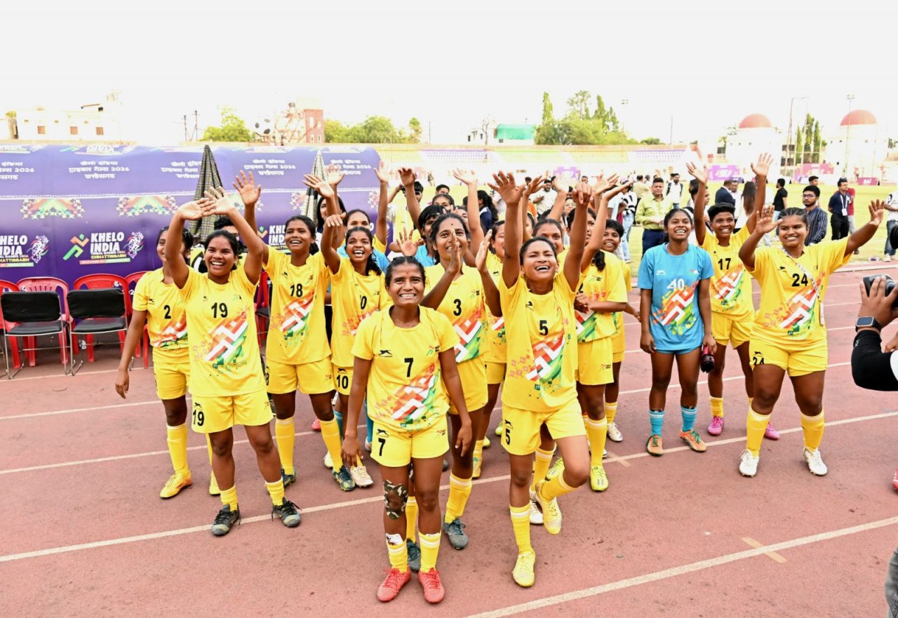 Chhattisgarh's daughters performed brilliantly, defeating Jharkhand to win gold in women's football.