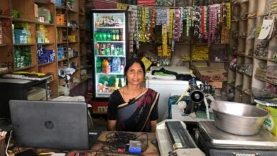 Photo of बैंक सखी बनकर बदली जिंदगी: टांगरगांव की महिला बनी आत्मनिर्भरता की मिसाल