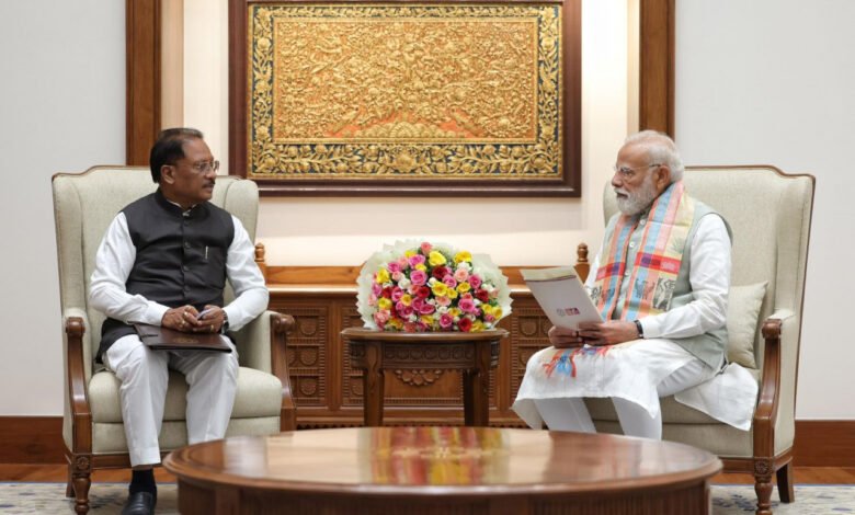 Mega Blueprint for Bastar's Development: CM Hands Over New Direction to PM, Invites Visit After Monsoon