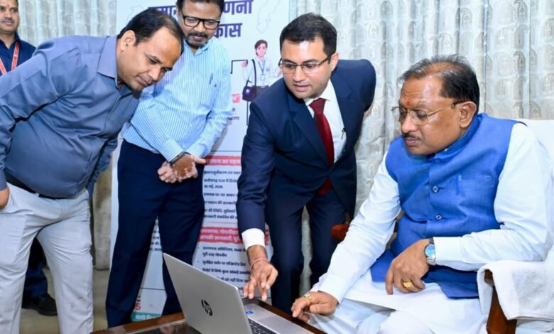 रायपुर से जनगणना 2027 का डिजिटल आगाज़, ऑनलाइन स्व-गणना से नागरिकों को जोड़ा गया अभियान से 1 Census 2027 begins digitally in Raipur, connecting citizens to the campaign through online self-enumeration