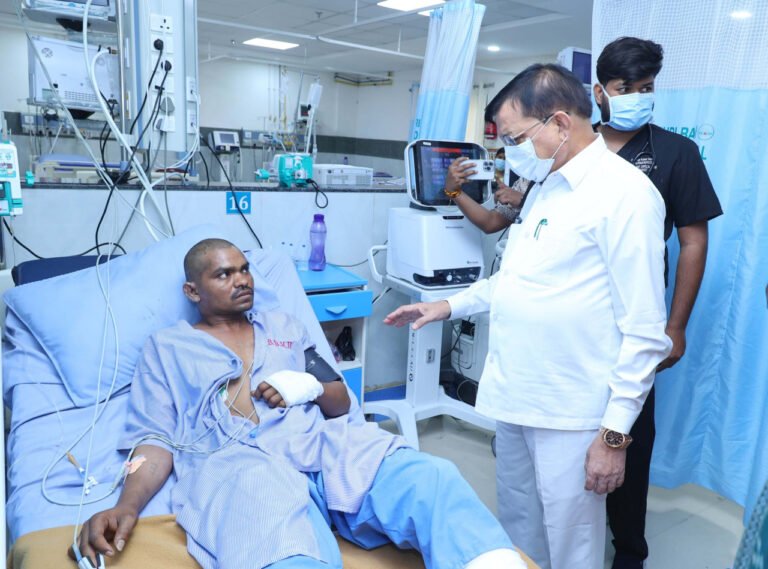 Minister visits Vedanta plant after accident, major update on treatment and compensation for the injured