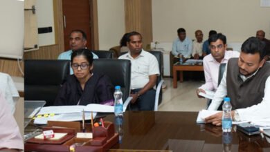 Photo of प्रदेश में आवारा कुत्तों पर काबू की बड़ी तैयारी: हर जिले में खुलेंगे बर्थ कंट्रोल सेंटर, महिलाओं को मिलेंगी दुधारू गाय