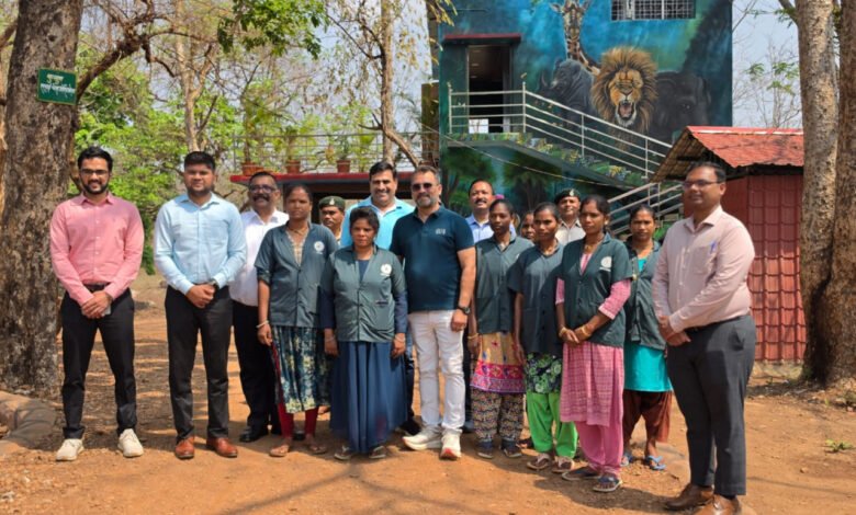 Naxal-affected women change their fate: Sukma's Tungal Eco Center becomes an example of self-reliance
