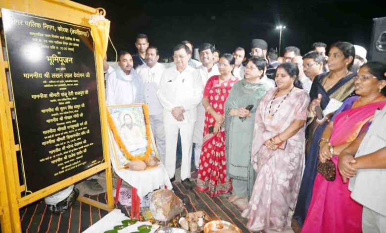 Now traffic signals will not be affected by sun and rain, modern waiting sheds will be built in Korba.