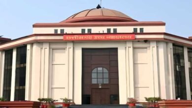 Photo of छत्तीसगढ़ में ‘जबर्दस्ती नमाज’ विवाद पर हाईकोर्ट का बड़ा झटका, प्रोफेसर को नहीं मिली राहत