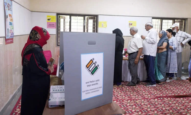 Crores in bribes in elections! EC's major action exposes political secrets