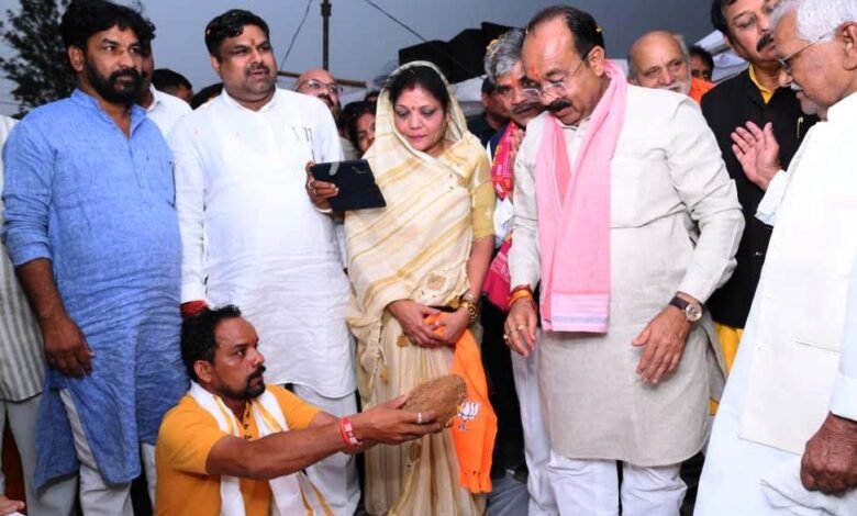 Dhamdha is witnessing a surge in development, with the upgradation, the city will get a new identity.