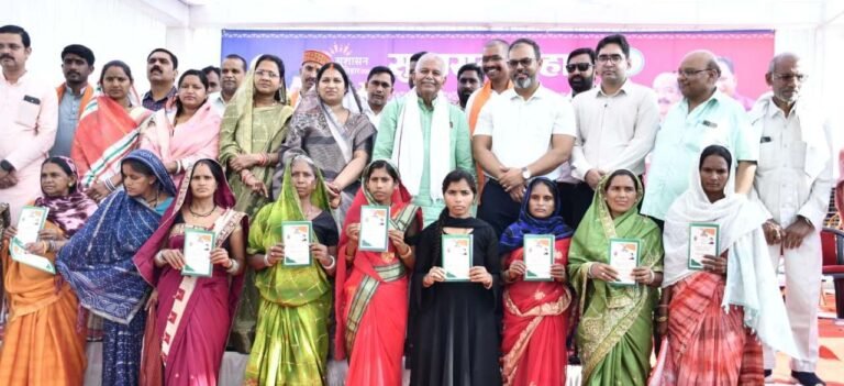 Good Governance Festival 2026: Crowds gathered at the Samadhan Camp, with over 1200 applications received, and schemes reached villages directly.