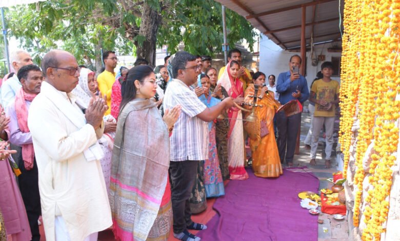 Somnath Swabhiman festival was celebrated with great pomp at Kapileshwar temple in Balod, devotees listened to PM Modi's address.