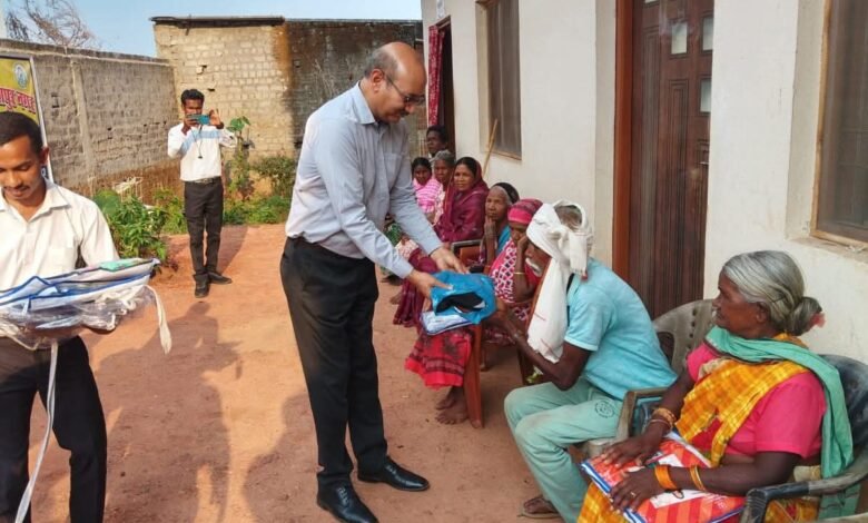 The Special Rapporteur of the Human Rights Commission inspected the old age home and de-addiction centre in Jashpur and interacted directly with the beneficiaries.