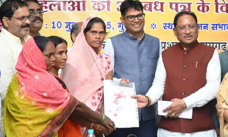 Women's self-help groups are preparing nutritious food, providing thousands of women with employment and a new path to self-reliance.