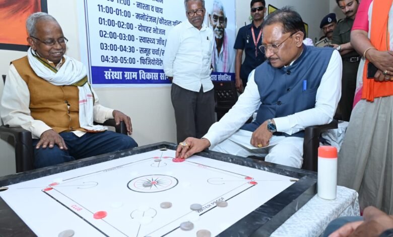 Siyan Gudi in Jashpur becomes a new center for health and respect for the elderly