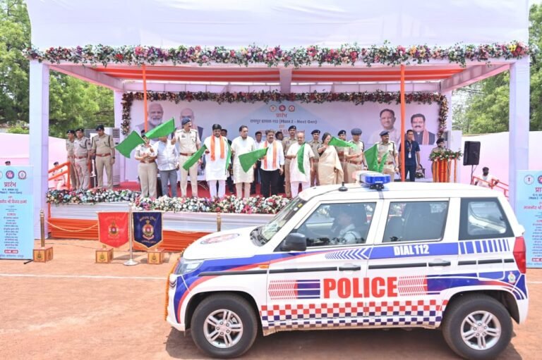 Next generation Dial-112 service launched in Raipur, 54 hi-tech emergency vehicles departed