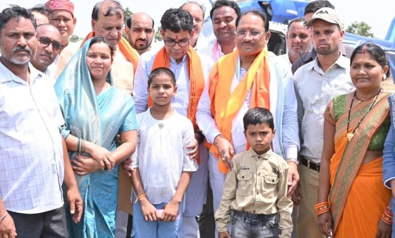 The Chirayu scheme changed the lives of two innocent children; in Karhibazar, the children thanked CM Vishnudev Sai.