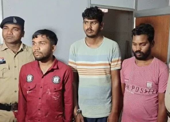 “रेत कारोबार की खूनी रंजिश! कांग्रेस नेता के बेटे को घर में घुसकर मारी गोलियां, सुपारी किलर्स गुजरात से गिरफ्तार” 1 "Bloody feud over sand trade! Congress leader's son shot dead in his home; contract killers arrested in Gujarat."