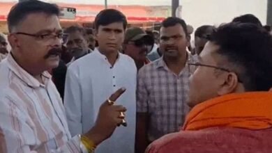 Photo of सुशासन तिहार में गरमाया माहौल: विधायक के सामने भाजपा नेता और जनपद CEO में तीखी नोकझोंक