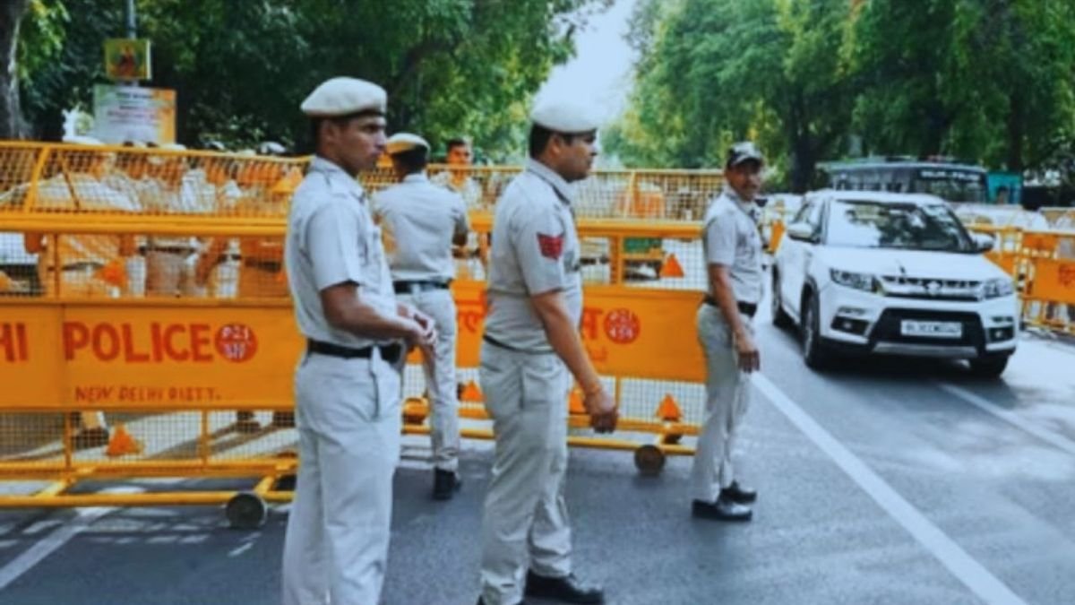 Threat looms over Delhi! Capital on high alert after terror inputs