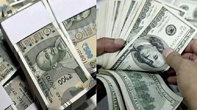 Rupee hits record low, Indian currency weakens against dollar