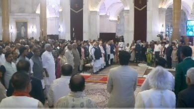 Photo of राष्ट्र ने किया उत्कृष्ट योगदान का सम्मान, पद्म पुरस्कार विजेताओं को मिला गौरव