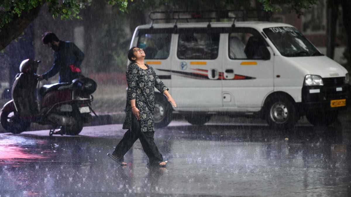 Monsoon gathers momentum; heavy rain alert for several districts.