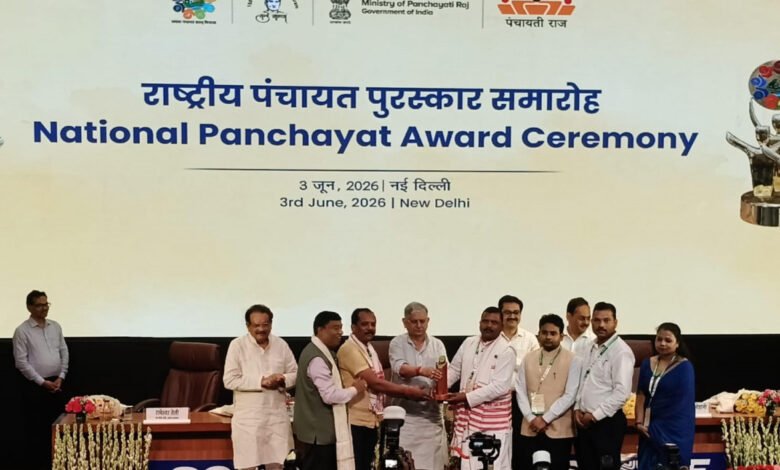 Sardih Panchayat of Jashpur hoists national flag in cleanliness and greenery, securing third position in the country
