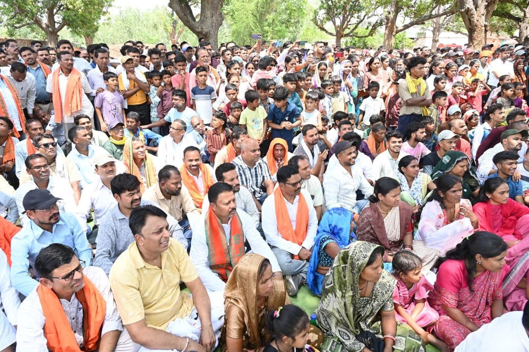 Janchaupal held under the shade of a mango tree: Chief Minister reached Nimdha, gifted Nursing College, Mini Stadium and Mangal Bhawan