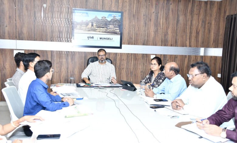 Administration on alert ahead of Kharif season, directives to provide fertilizers and seeds to farmers on time