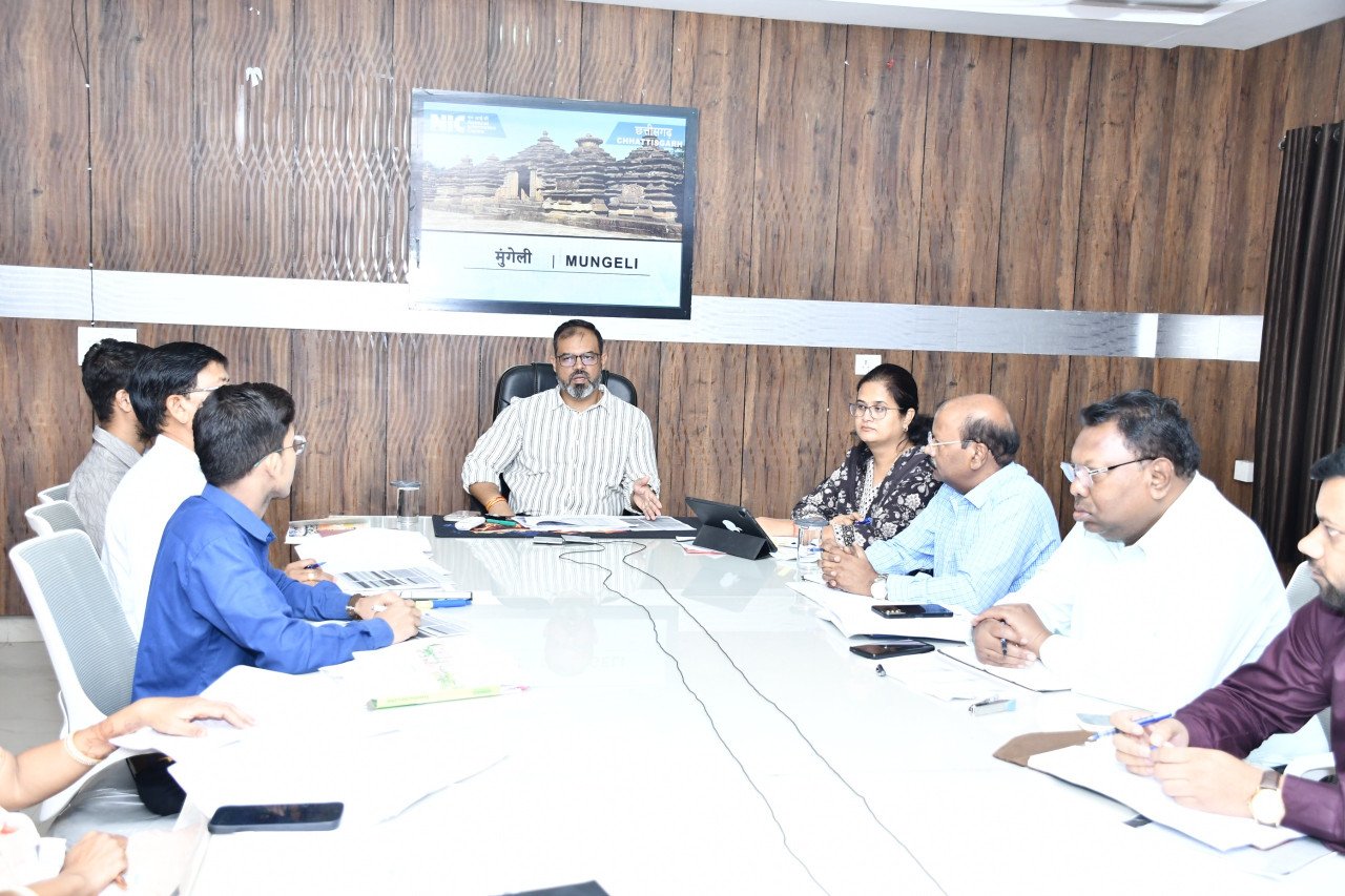 Administration on alert ahead of Kharif season, directives to provide fertilizers and seeds to farmers on time