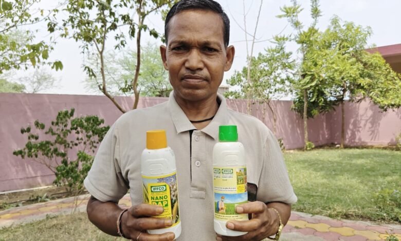 Nano-fertilizers transformed farmer Hira Singh Dhurve's fortunes, yielding better produce at a lower cost.