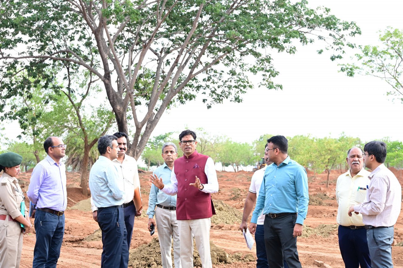 Sendh Lake to get a green makeover; O.P. Choudhary inspects plantation activities.