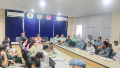 Photo of स्वास्थ्य योजनाओं की प्रगति पर सख्त नजर, समय-सीमा में 100% लक्ष्य पूरे करने के निर्देश