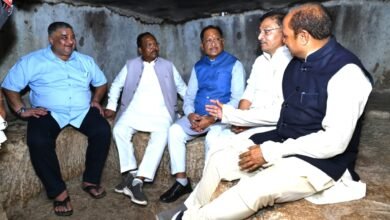 Photo of रामगढ़ महोत्सव में पहुंचे विष्णु देव साय, सीताबेंगरा-जोगीमारा गुफाओं की ऐतिहासिक धरोहर का किया अवलोकन