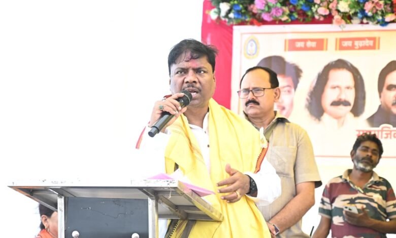 Inauguration of the Kandra tribal community center in Raipur; emphasis placed on education and organization.