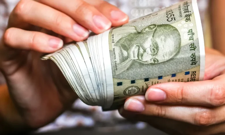 Rupee under pressure, RBI's test: Will it cross 100 to the dollar?
