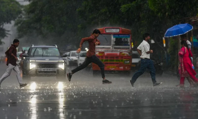 Monsoon gathers momentum; heavy rain alert for over 20 states.