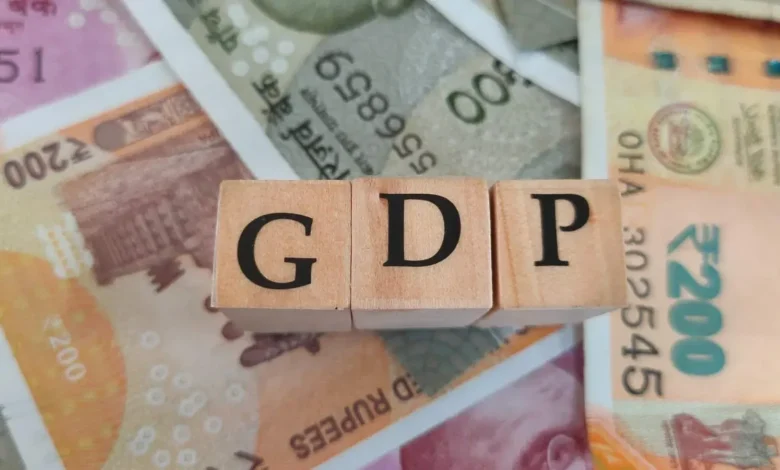 भारत की अर्थव्यवस्था को बड़ा बूस्ट, FY26 में 7.7% जीडीपी वृद्धि का अनुमान 1 India's economy gets a big boost, with GDP growth projected at 7.7% in FY26