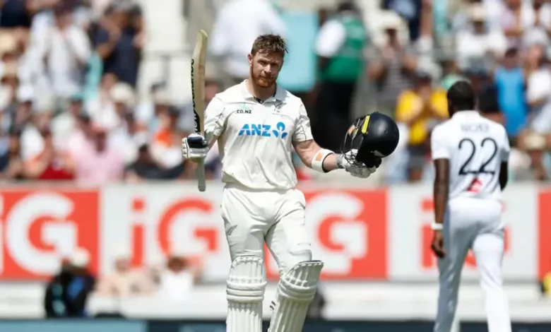 New Zealand dominates England; Henry Nicholls' century puts them in a commanding position in the match.