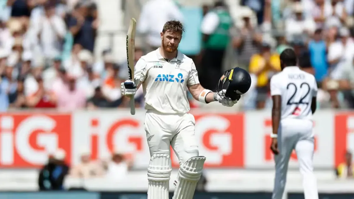 New Zealand dominates England; Henry Nicholls' century puts them in a commanding position in the match.