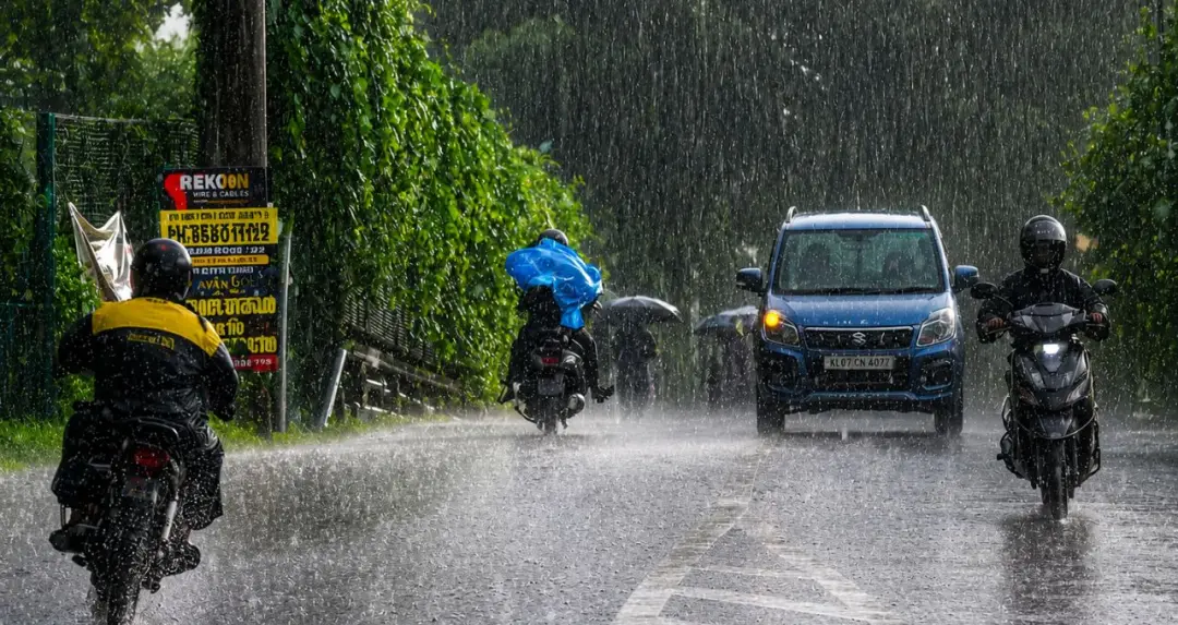 Monsoon gathers momentum in India; heavy rain alert for several states.