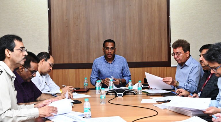 Railway overbridge and underbridge projects to gain momentum; works to be completed sooner through enhanced coordination.